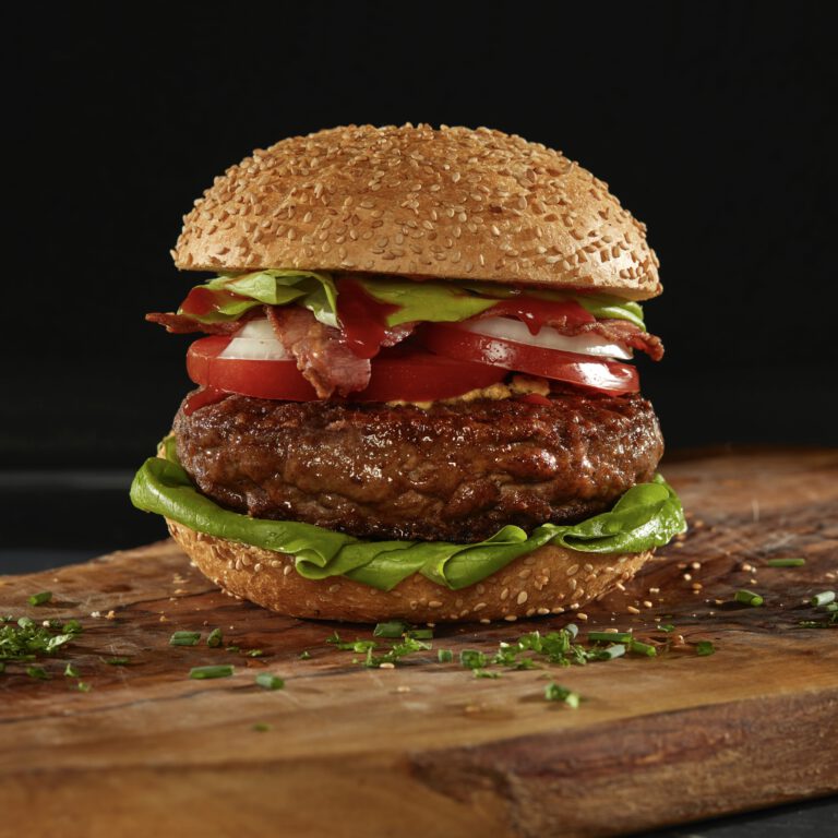 Hamburger styling voor verpakkingsfoto